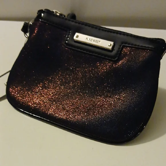 Nine West Black Sy Wristlet With Glitter Shimmering Accents. NWT - Picture 6 of 8